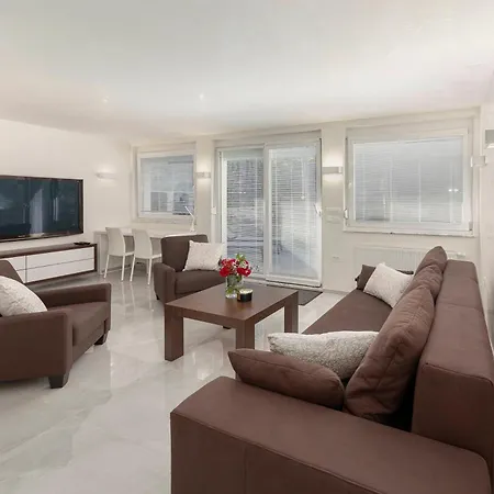 Deluxe Apartma Jana *